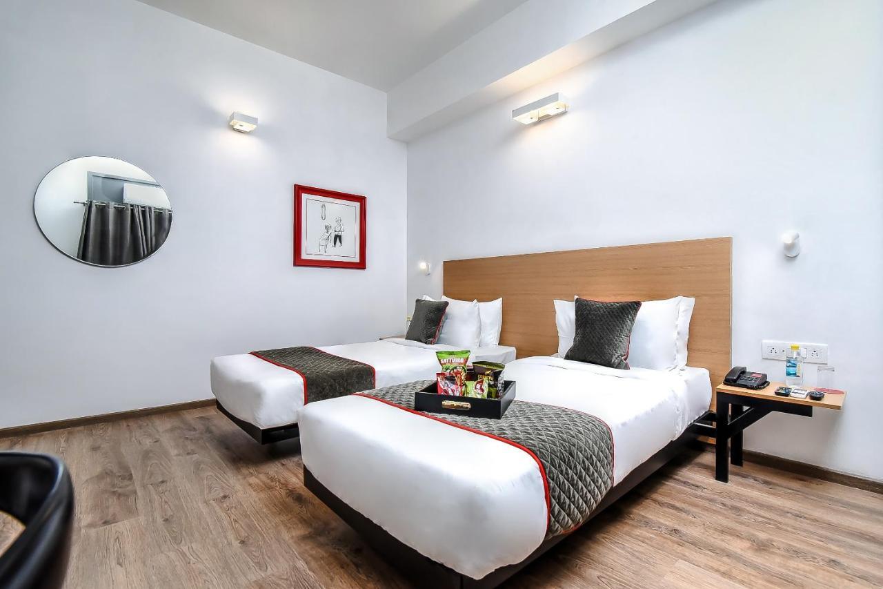 Hotel Oyo Townhouse 044 Sector 14 Gurugram à Gurgaon Extérieur photo